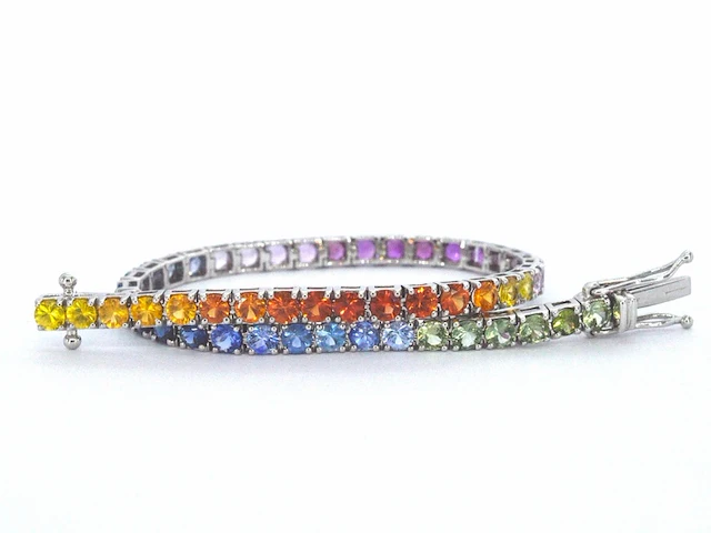Gouden tennisarmband met 8.50 carat saffieren - afbeelding 1 van  10
