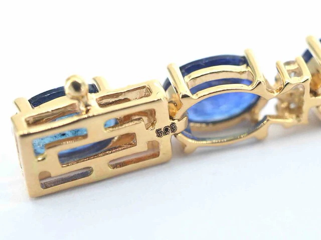 Gouden tennisarmband met diamanten en saffier - afbeelding 7 van  9