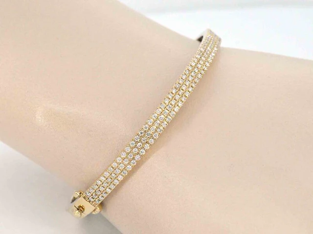 Gouden vaste armband met briljant geslepen diamant - afbeelding 5 van  12