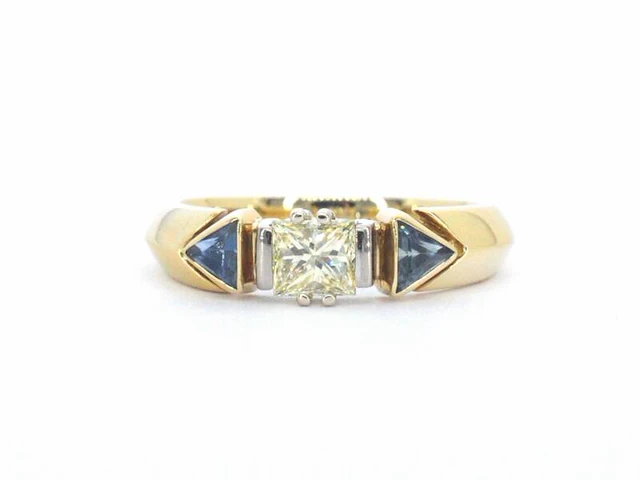 Gouden vintage ring met een grote prinses geslepen diamant en saffieren - afbeelding 8 van  11