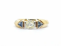 Gouden vintage ring met een grote prinses geslepen diamant en saffieren - afbeelding 8 van  11