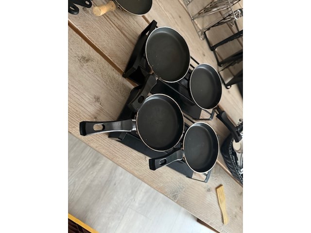 Gourmetstel met pannetjes, zwart - afbeelding 3 van  10