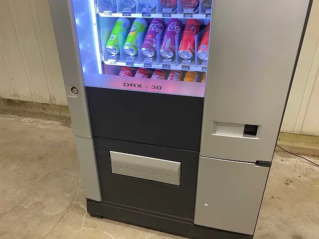 Gpe - drx-30 - combi-automaat - vending machine - afbeelding 7 van  12