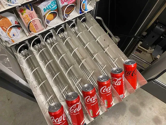Gpe - drx-30 - combi-automaat - vending machine - afbeelding 2 van  11