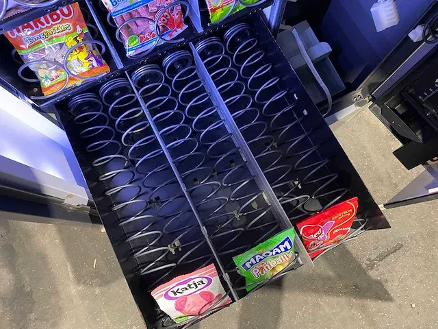 Gpe - drx-30 - combi-automaat - vending machine - afbeelding 9 van  10