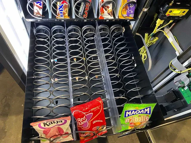 Gpe - drx-30 - combi-automaat - vending machine - afbeelding 2 van  13