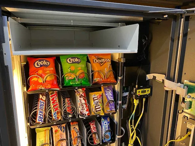 Gpe - drx-30 - combi-automaat - vending machine - afbeelding 2 van  15