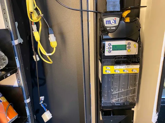 Gpe - drx-30 - combi-automaat - vending machine - afbeelding 14 van  15