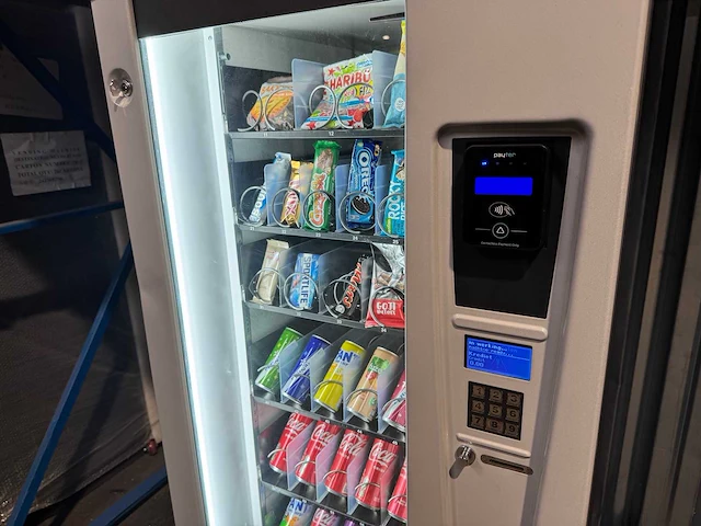 Gpe - drx-30 - combiautomaat - vending machine - afbeelding 7 van  11