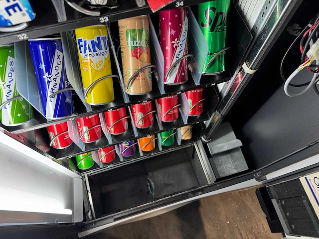 Gpe - drx-30 - combiautomaat - vending machine - afbeelding 9 van  11
