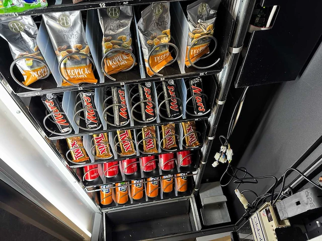 Gpe - drx-30 - combiautomaat - vending machine - afbeelding 7 van  9