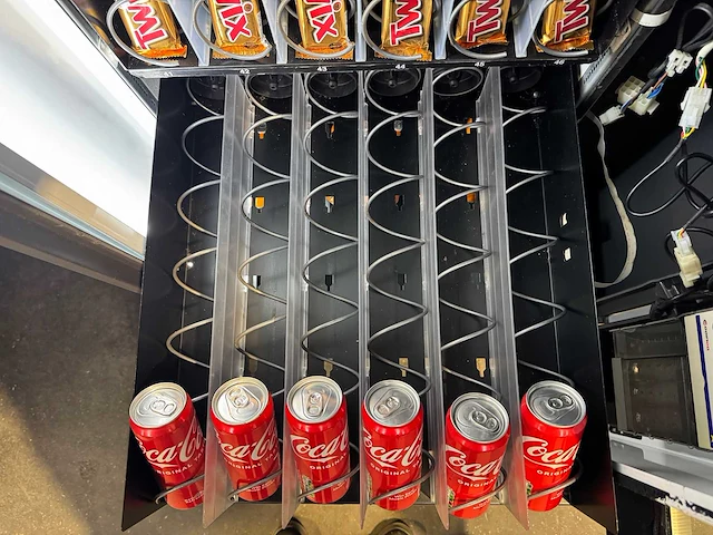 Gpe - drx-30 - combiautomaat - vending machine - afbeelding 9 van  9