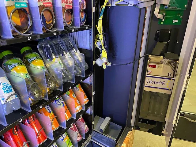 Gpe - drx-50 - combi-automaat - vending machine - afbeelding 12 van  13