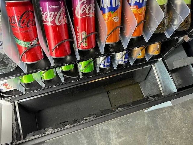 Gpe - drx-50 - combi-automaat - vending machine - afbeelding 6 van  17