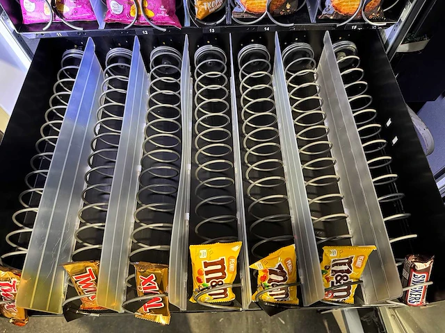 Gpe - drx-50 - combiautomaat - vending machine - afbeelding 2 van  12