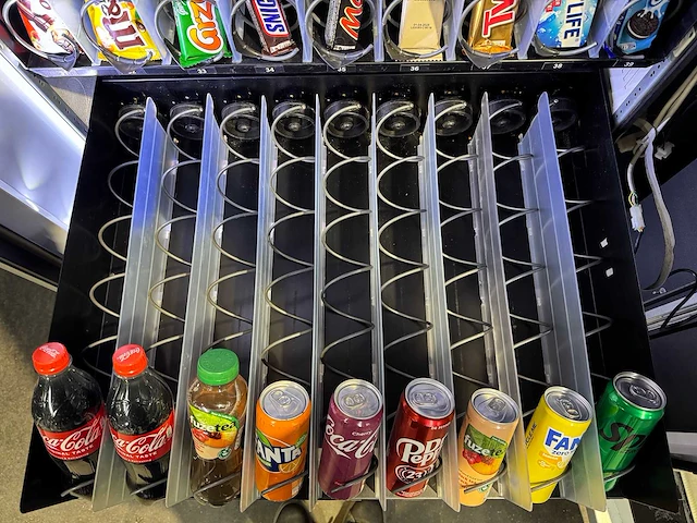 Gpe - drx-50 - combiautomaat - vending machine - afbeelding 4 van  12