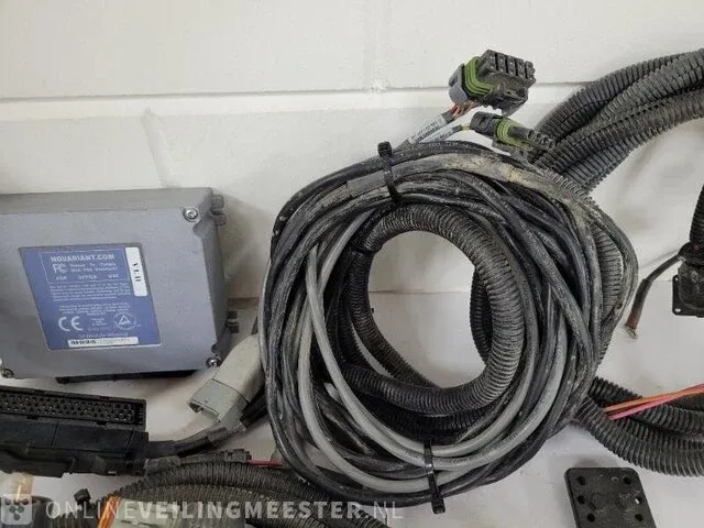 Gps-set autofarm, besturingseenheid - afbeelding 3 van  23