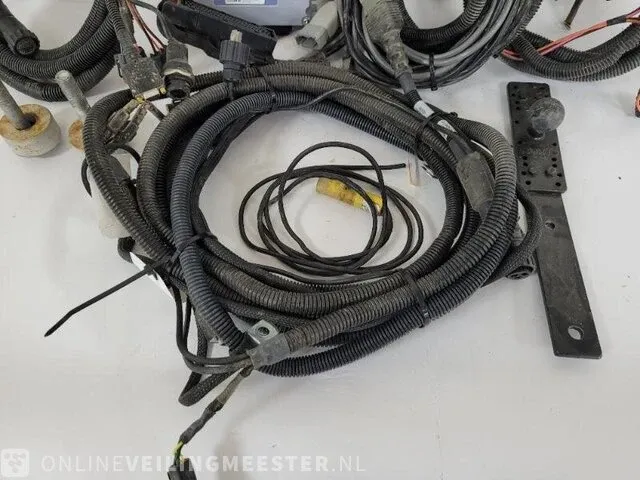 Gps-set autofarm, besturingseenheid - afbeelding 20 van  23