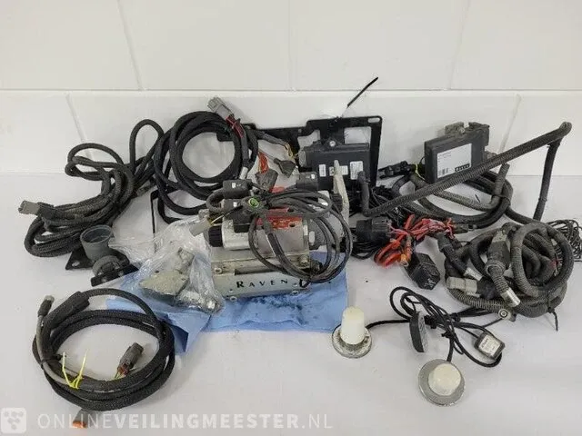 Gps-set raven, iso steering controller, bouwjaar 2017 - afbeelding 12 van  22