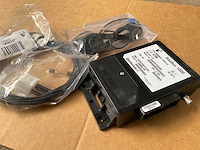 Gps voertuigvolgsysteem (48x) - afbeelding 1 van  4