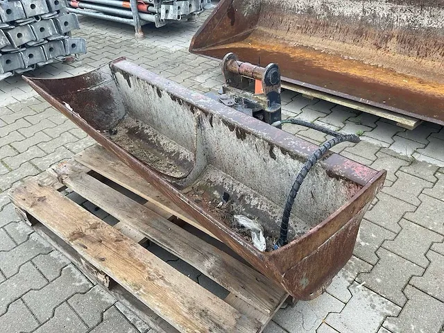 Graafbak / kantelbak - afbeelding 1 van  7