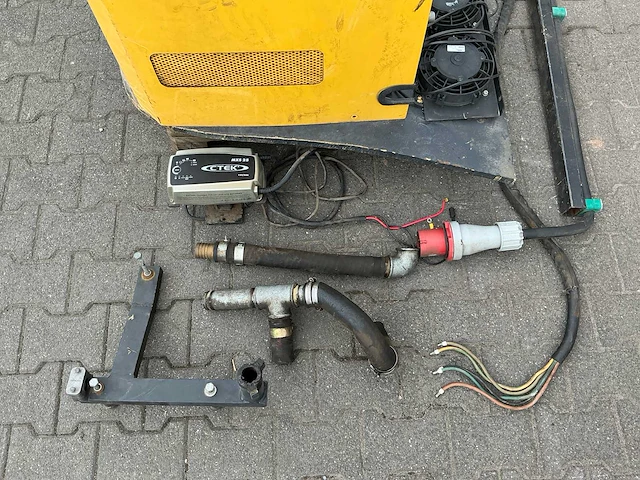 Graafmachine hybride ombouwset (yanmar vio 57) - afbeelding 15 van  18