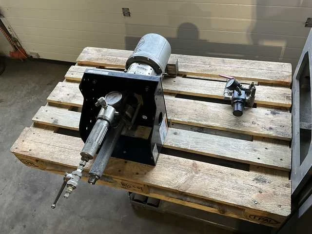 Graco - president luchtaangedreven pomp - zuigercompressoren - afbeelding 3 van  7