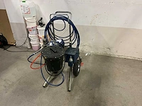 Graco 390 pc airless verfspuit op wagen - afbeelding 1 van  9