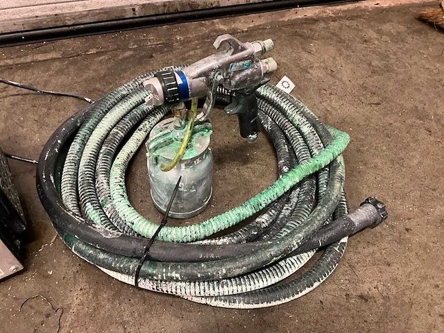 Graco finishpro hvlp 9.5 verfspuitmachine - afbeelding 3 van  6