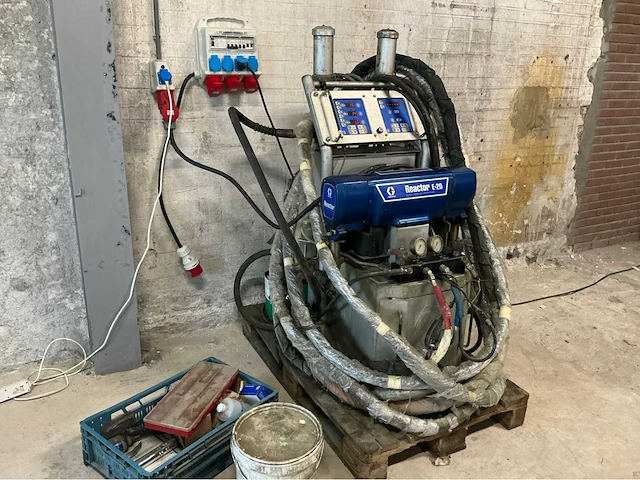 Graco reactor e-20 spuitmachine polyeurea met benodigdheden - afbeelding 23 van  29