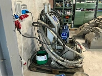 Graco reactor e-20 spuitmachine polyeurea met benodigdheden - afbeelding 25 van  29