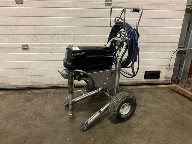 Graco ultramax ii verfspuitmachine - afbeelding 1 van  7