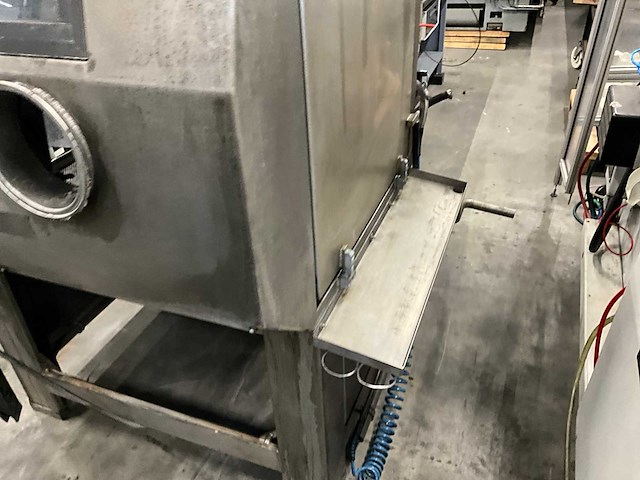 Graf straalcabine - afbeelding 8 van  36