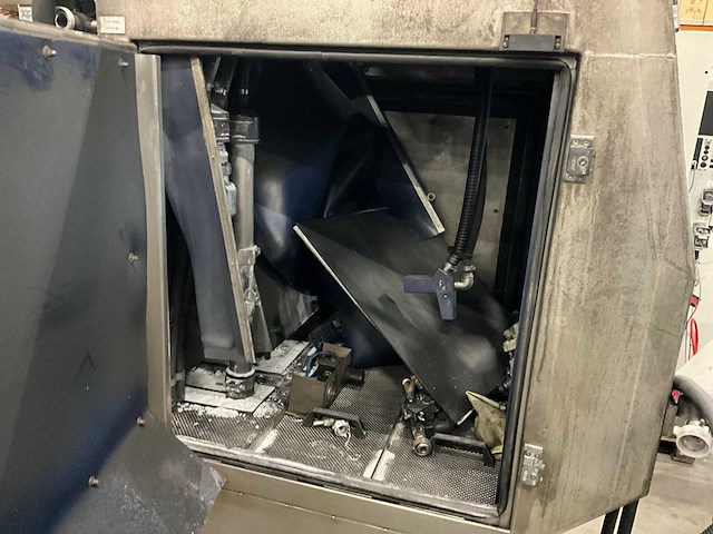 Graf straalcabine - afbeelding 34 van  36