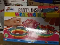 Grafix raffia basket waeving kit