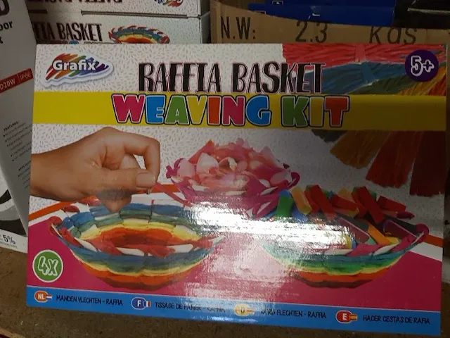 Grafix raffia basket waeving kit - afbeelding 2 van  3