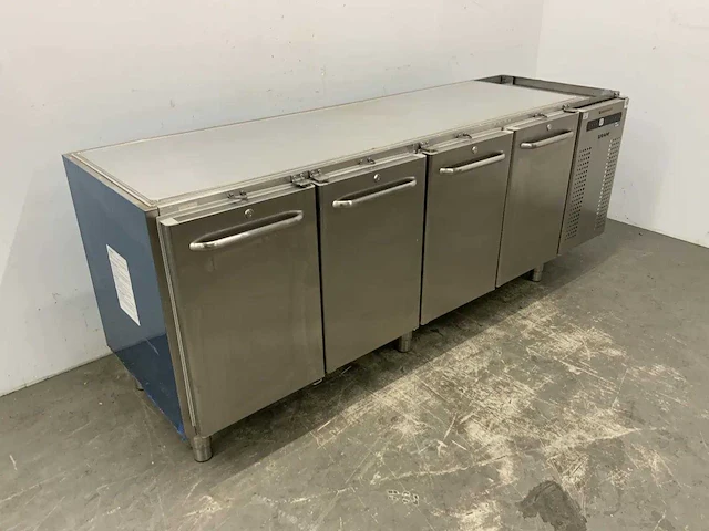 Gram - k 2207 csf r4 b lc - koelwerkbank - afbeelding 3 van  6