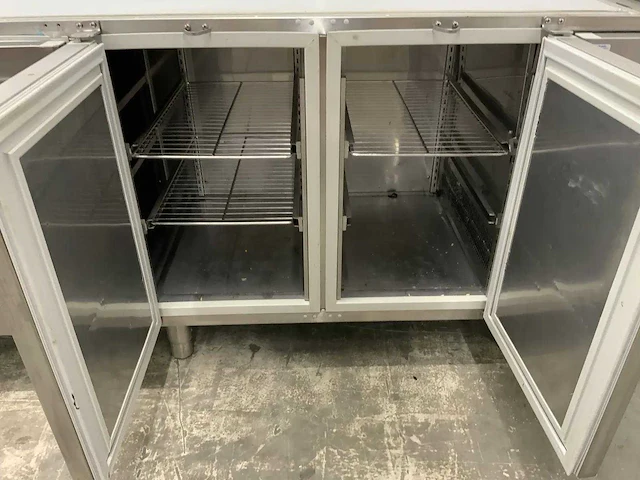 Gram - k 2207 csf r4 b lc - koelwerkbank - afbeelding 4 van  6