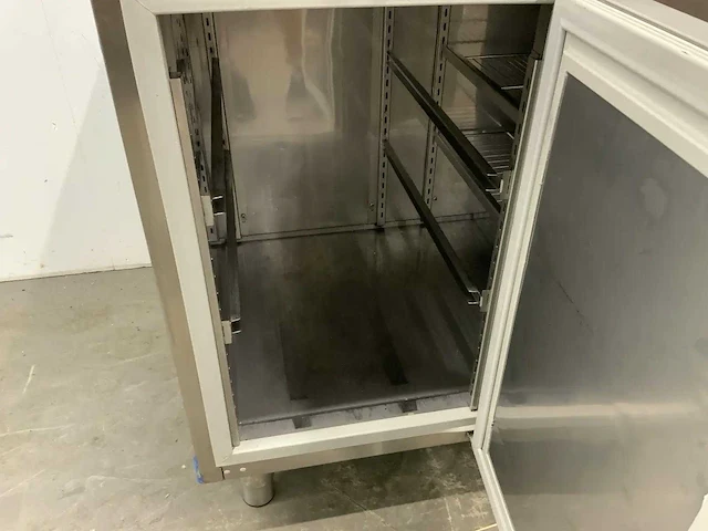 Gram - k 2207 csf r4 b lc - koelwerkbank - afbeelding 5 van  6