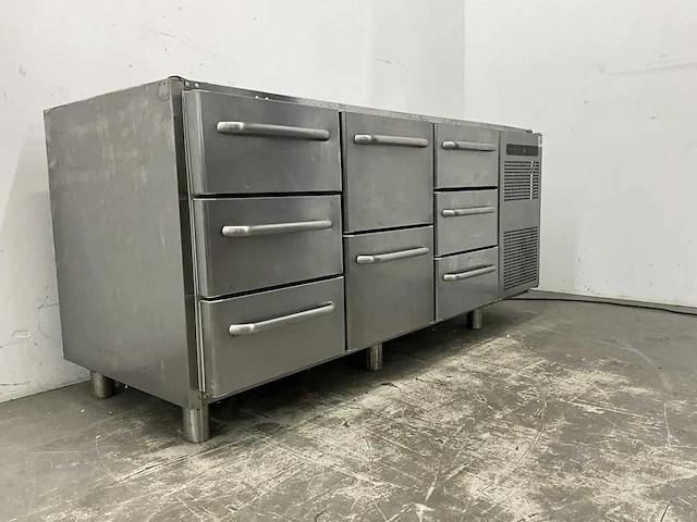 Gram - koelwerkbank - afbeelding 6 van  10