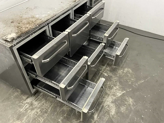 Gram - koelwerkbank - afbeelding 9 van  10