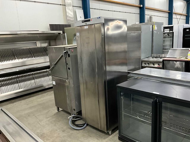 Gram f 410 rg rvs vrieskast - afbeelding 1 van  6