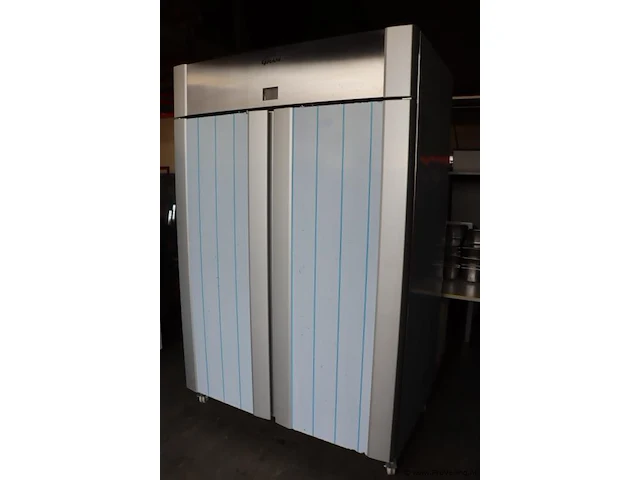 Gram horeca koelkast - 140x84x208cm - afbeelding 1 van  16