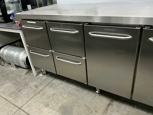 Gram k 2208 csg a koelwerkbank - afbeelding 3 van  7