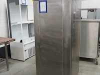 Gram - afbeelding 1 van  8