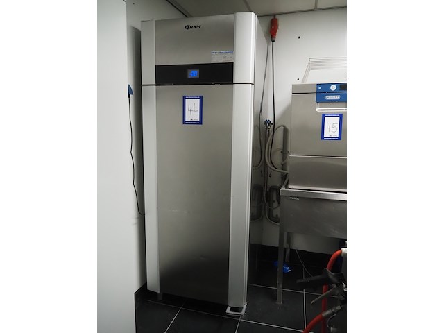 Gram - afbeelding 1 van  6