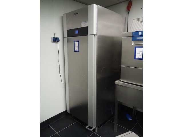 Gram - afbeelding 2 van  6