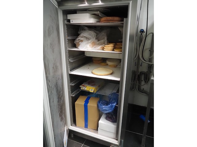 Gram - afbeelding 3 van  6