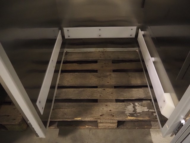 Gram - afbeelding 4 van  6