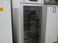 Gram - afbeelding 1 van  4